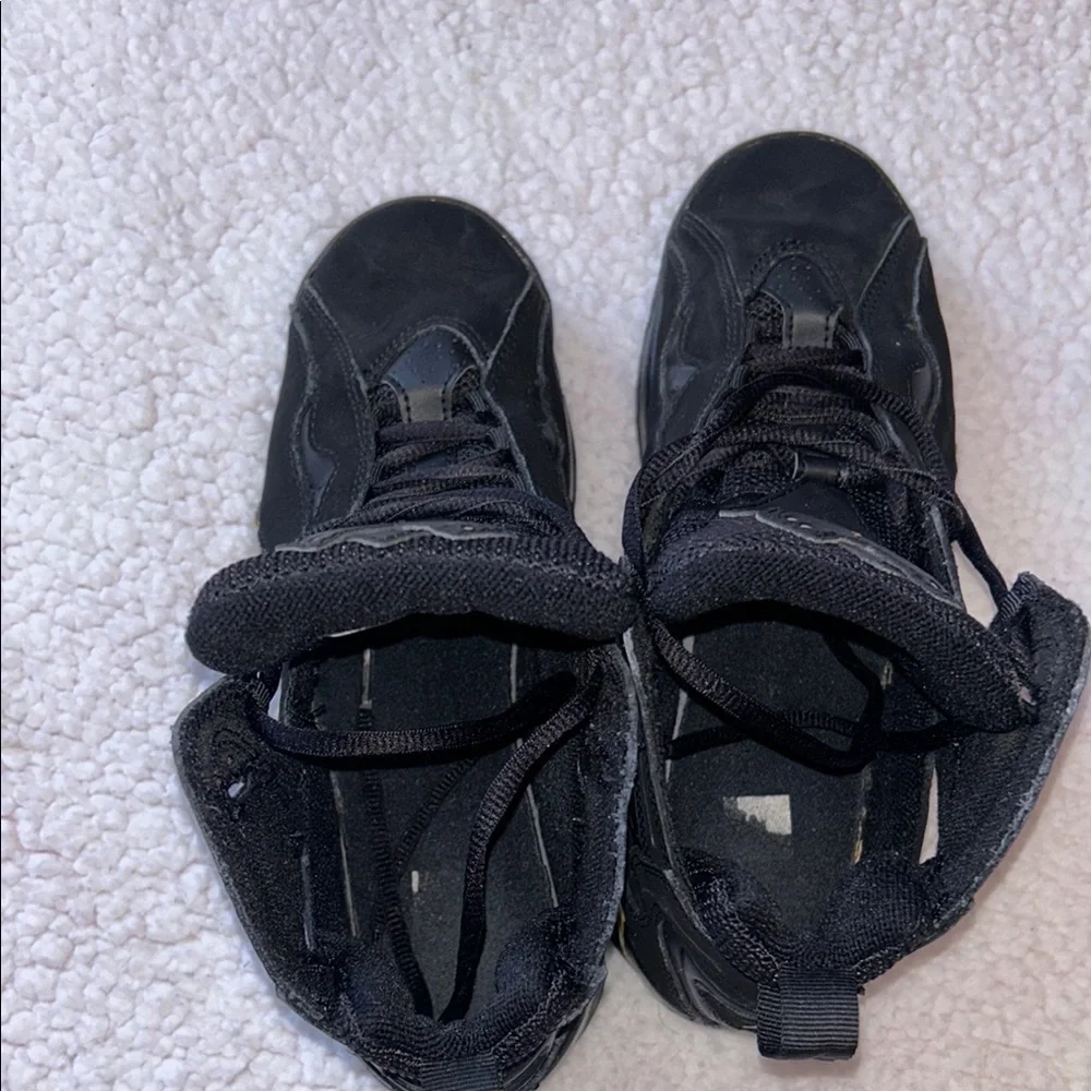 Jordan Black and Gold High-Top Sneakers Unisex’s